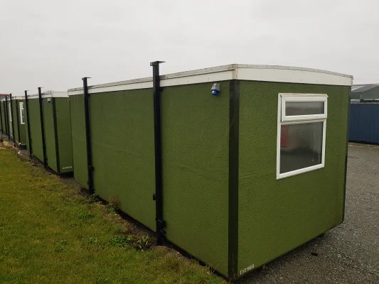  - Ref: 3574 - 20'x9' Cabins up to 24' Long