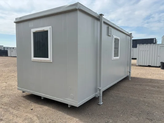  - Ref: 3993 - 21 x 9 Cabins up to 24' Long