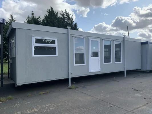  - Ref: 2199 - 32 x 10 Marketing Suites