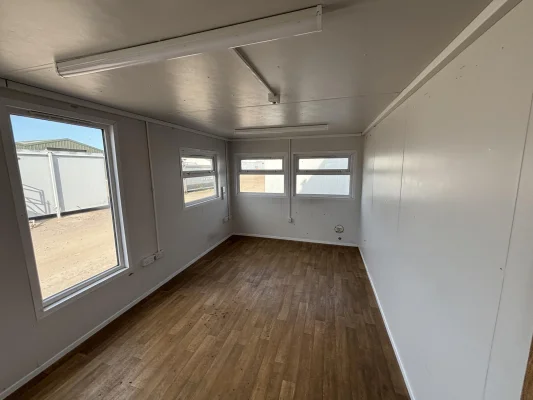  - Ref: 3937 - 32 x 10 Cabin
