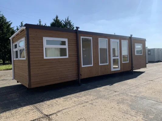  - Ref: 2245 - 32 x 10 Marketing Suites