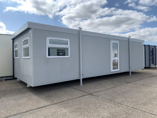  - Ref: 2256 - 32 x 12 Cabin