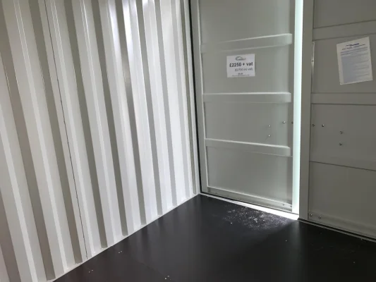  - Ref: 2322 - 10' x 8' Container