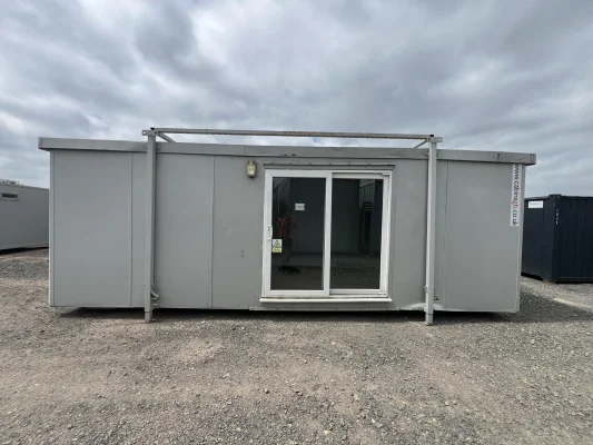  - Ref: 3938 - 24' x 9' Cabins up to 24' Long