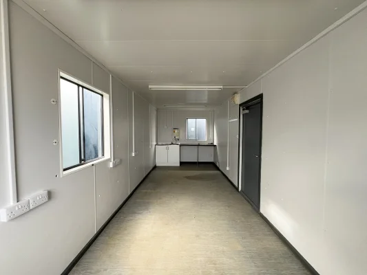  - Ref: 3469 - 24'x9' Cabins up to 24' Long