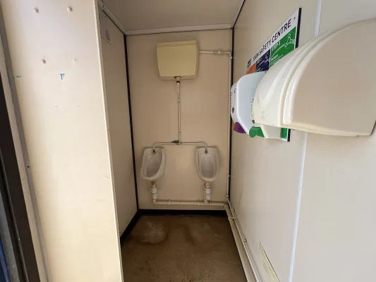  - Ref: 3614 - 12'x9' Toilet