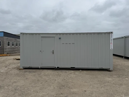  - Ref: 3701 - 21'x8' Cabins up to 24' Long