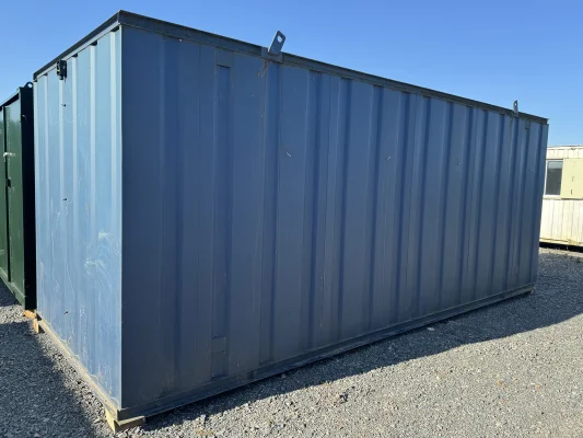  - Ref: 3763 - 20'x8' Container