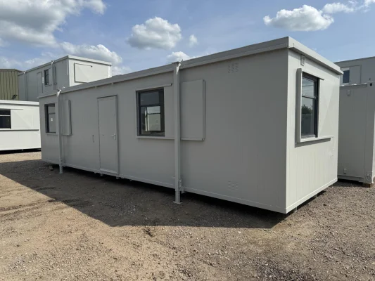  - Ref: 3758 - 32'x10' Cabin