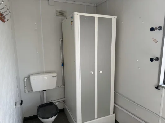  - Ref: 3758 - 32'x10' Cabin