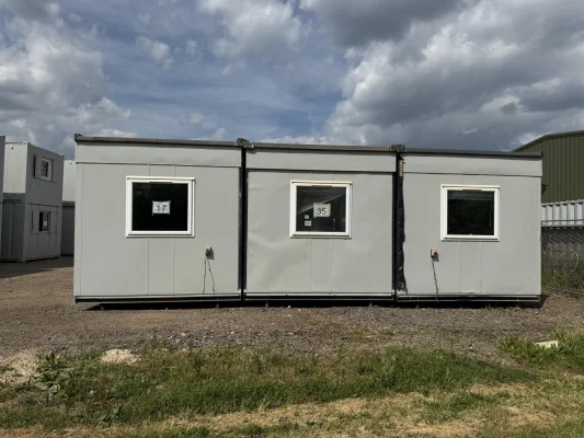  - Ref: 3747 - 10.8m x 9m Modular Building