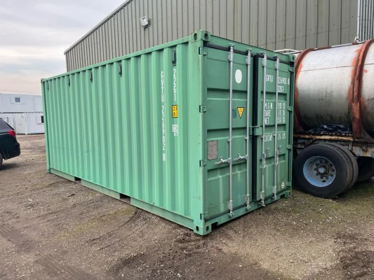  - Ref: 3840 - 20'x8' Container