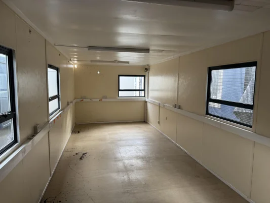  - Ref: 3855 - 32'x10' Cabin