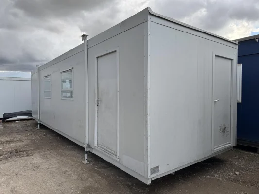  - Ref: 3855 - 32'x10' Cabin