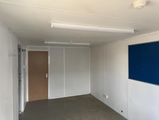  - Ref: 3940 - 32'x10' Cabin
