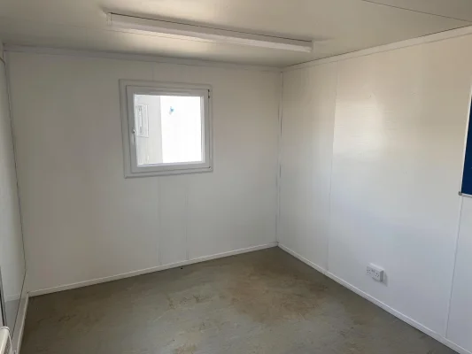  - Ref: 3940 - 32'x10' Cabin