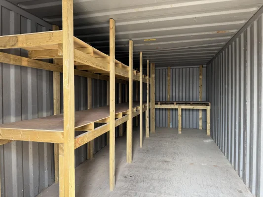  - Ref: 3954 - 24'x9' Container