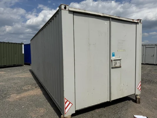  - Ref: 3954 - 24'x9' Container