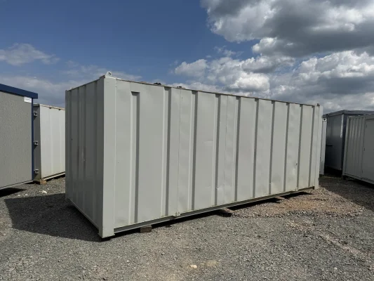  - Ref: 3953 - 21'x8' Container