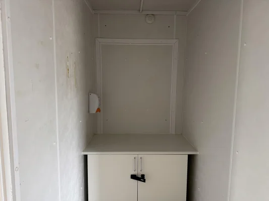  - Ref: 3956 - 32'x10' Cabin