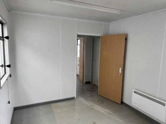  - Ref: 3956 - 32'x10' Cabin