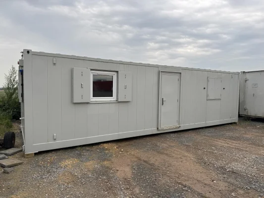  - Ref: 3959 - 32'x10' Cabin