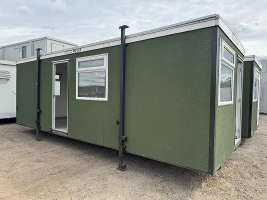  - Ref: 3990 - 24'x9' Cabins up to 24' Long