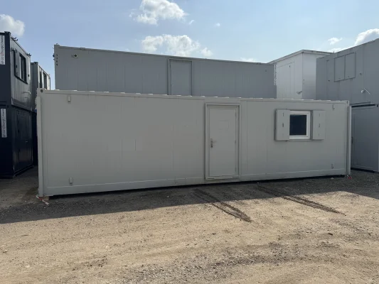  - Ref: 3958 - 32'x10' Cabin