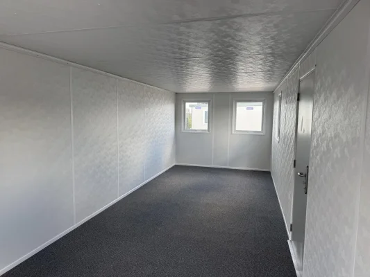  - Ref: 3807 - 32'x10' Cabin