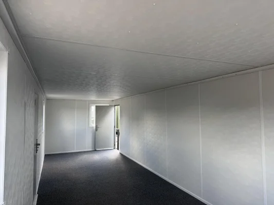  - Ref: 3807 - 32'x10' Cabin
