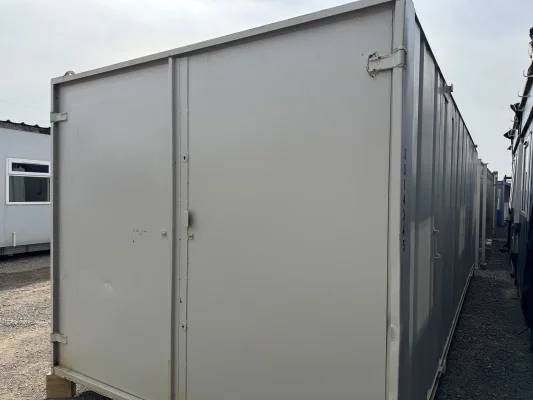  - Ref: 4044 - 24'x9' Container