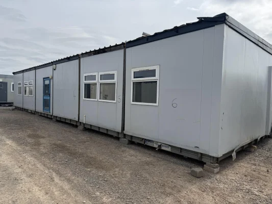  - Ref: 4045 - 8.6m x 18.9m Modular Building