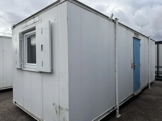  - Ref: 4110 - 24'x9' Cabins up to 24' Long