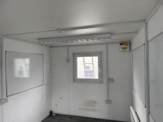  - Ref: 4110 - 24'x9' Cabins up to 24' Long