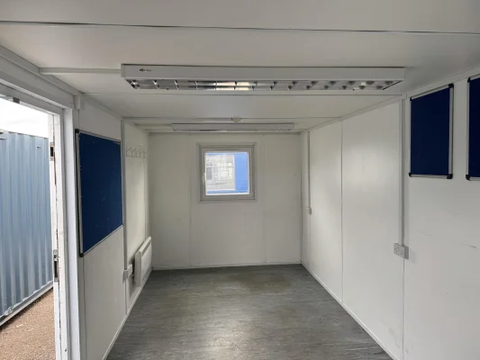  - Ref: 4110 - 24'x9' Cabins up to 24' Long