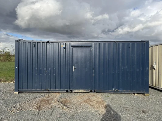 - Ref: 4124 - 21'x8' Cabins up to 24' Long