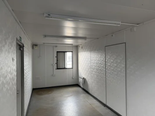  - Ref: 4125 - 24'x9' Cabins up to 24' Long