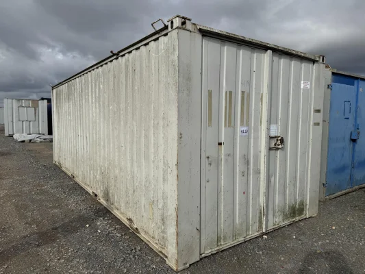  - Ref: 4119 - 24'x9' Container