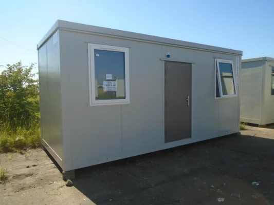 - Ref: 2077 - 19.5 x 8 Cabins up to 24' Long