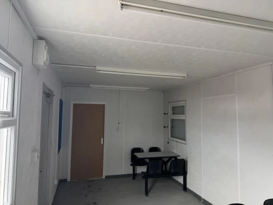 - Ref: 4159 - 32'x10' Cabin