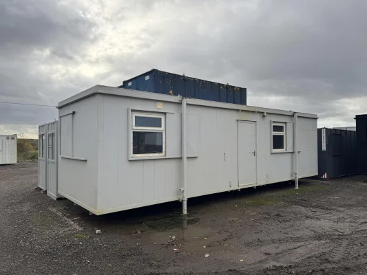 - Ref: 4159 - 32'x10' Cabin