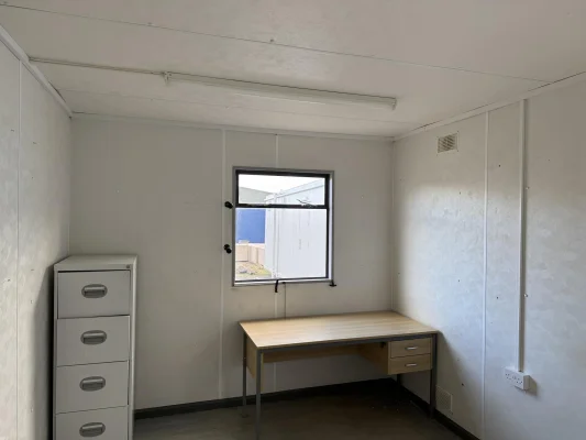 - Ref: 4158 - 32'x10' Cabin