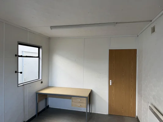 - Ref: 4158 - 32'x10' Cabin