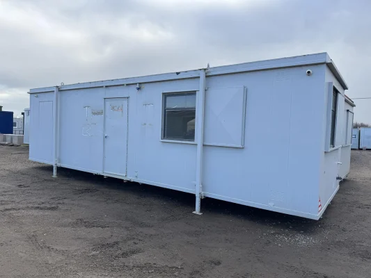 - Ref: 4158 - 32'x10' Cabin