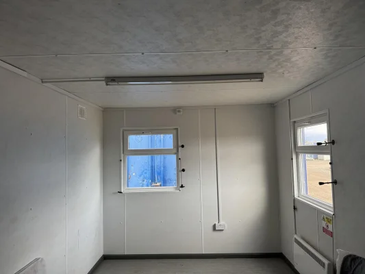 - Ref: 4115 - 32'x10' Cabin