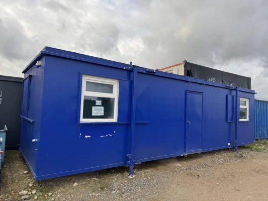 - Ref: 4115 - 32'x10' Cabin