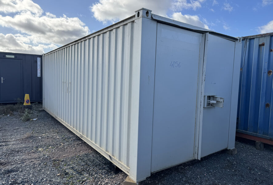 Steel Anti-Vandal Store – 24’x9′