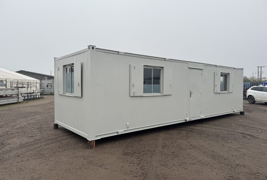 Anti-Vandal Cabin – 32’x10′